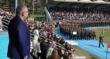 Bakan Güler, astsubayların mezuniyet törenine katıldı