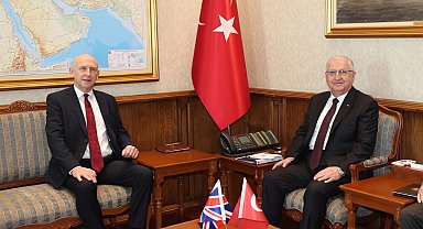 Bakan Güler, İngiliz mevkidaşı Healey ile bir araya geldi