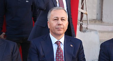 Bakan Yerlikaya: Çocukları kandırıp 3- 5 liraya motosikletin üstüne bindirerek milletime racon kestiremezsiniz