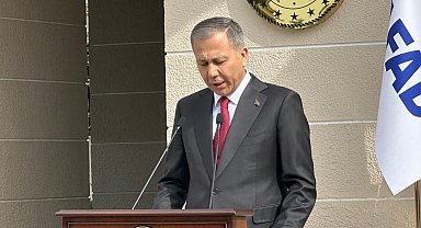 Bakan Yerlikaya: Sokak olaylarında 1879 kişi gözaltına alındı, 260'ı tutuklandı