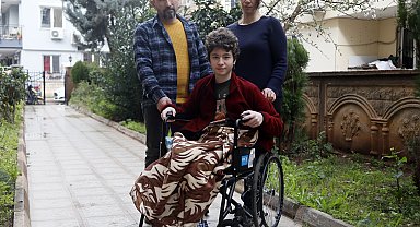 Balkondan düşen Metehan, iyileşip, okuluna ve arkadaşlarına kavuşmak istiyor