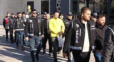 Balyozlu- bıçaklı 'alacak' kavgası: 2 yaralı