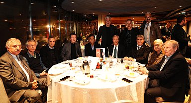 Beşiktaş Camiası iftarda buluştu