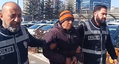 Beyin ameliyatını yapan doktoru bıçaklayan şüpheli: Bana yapay zeka yerleştirdi