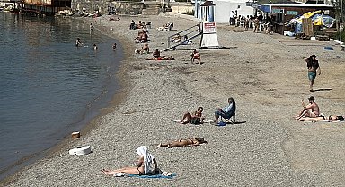 Bodrum'da sıcak hava; sahiller doldu