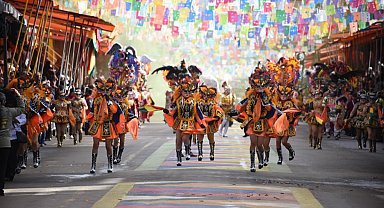 Bolivya'da 'Oruro Karnaval'ı başladı