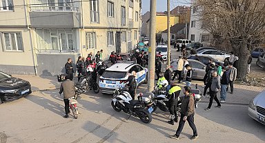 Bursa'da otomobilde uyuşturucu ele geçirildi; 2 gözaltı