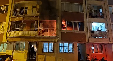 Bursa'da yangın; 5 kişi dumandan etkilendi