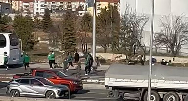 Bursasporlu taraftarlara polis müdahalesi