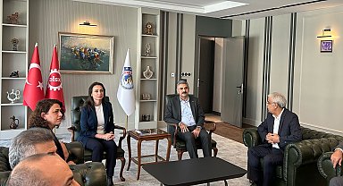 DEM Parti heyetinden DİSK'e ziyaret