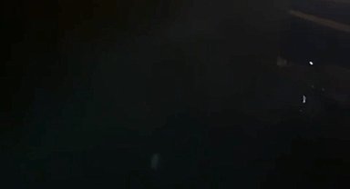 Denize düşen otomobil suya gömüldü, sürücü kendi imkanları ile kurtuldu