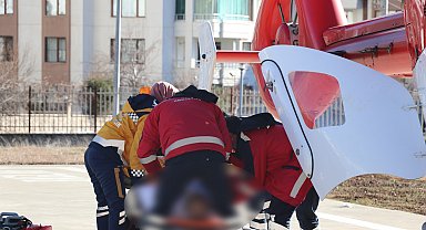 Diyarbakır'da ailelerin taşlı, sopalı silahlı arazi kavgası: 1'i ağır, 5 yaralı