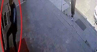 Doktora beyzbol sopalı saldırı girişimi kamerada