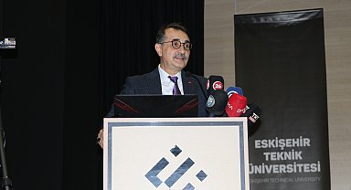 Dönmez: Yapay zeka alanında çok iç açıcı bir durumda değiliz