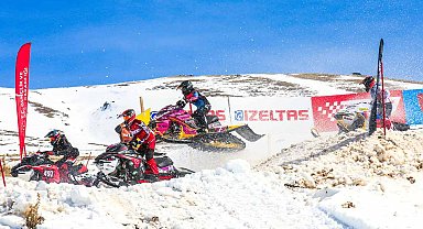 Dünya Kar Motosikleti Şampiyonası'nda final etabı başladı