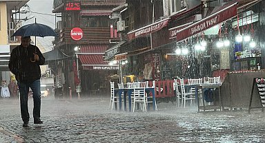 Edirne'de sağanak etkili oldu