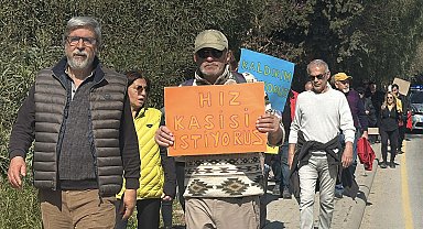 Engelli yayanın yaşamını yitirdiği yolda farkındalık için sessiz yürüyüş