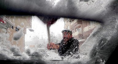 Erzurum'da 'mart' karı; 416 yerleşim yeri yolu kapandı