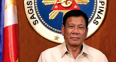 Eski Filipinler Devlet Başkanı Duterte tutuklandı