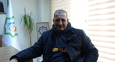 Felç geçirince engelli kaldı, çalışmaktan yılmadı, 12 yıl sonra memur oldu