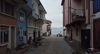 Giritli Mahallesi, 18'inci yüzyıl İtalyan mimarisini bugüne taşıyor