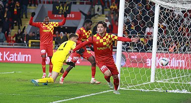 Göztepe Trabzonspor deplasmanında terleyecek