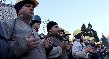 Grizu patlamasında ölen 103 madenci, 42'nci yılda dualarla anıldı