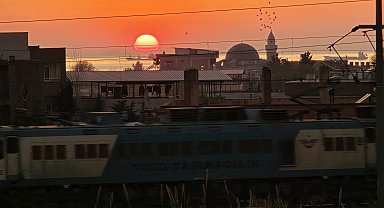 Hatay'da gün batımı, kartpostallık görüntüler oluşturdu