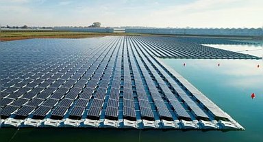 Hindistan'ın yüzen santralleri uzaydan görünüyor