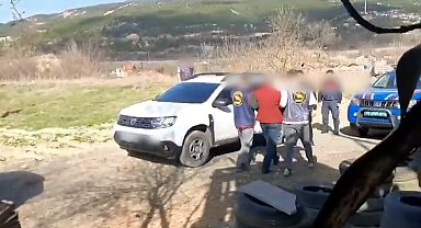 İçişleri: Çocuk istismarı suçundan 6 yıldır aranan firari suçlu yakalandı