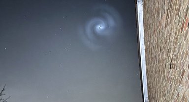 İngiltere'de gökyüzünde görülen 'spiralin' nedeni ortaya çıktı