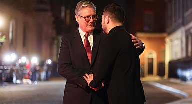 İngiltere'nin ev sahipliğinde Ukrayna konulu liderler zirvesi başladı