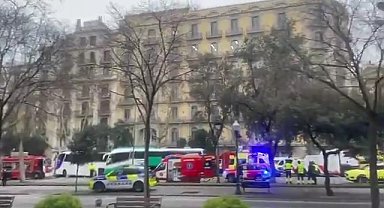 İspanya'da iki turist otobüsü çarpıştı: 34 yaralı