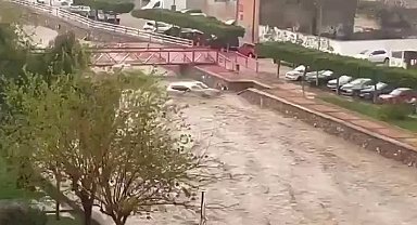 İspanya'da sel alarmı verildi