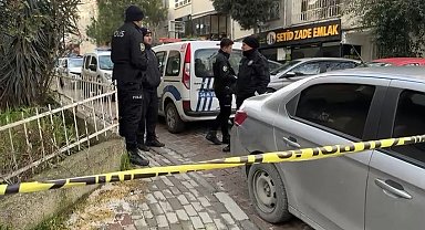İstanbul- Avcılar'da bir kişi eşi ve çocuklarını öldürüp intihar etti -1