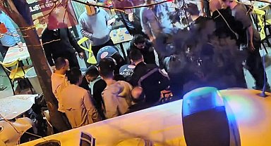 İstanbul - Bayrampaşa'da iki otomobilin çarpıştığı kaza kamerada