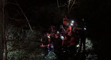 İstanbul- Belgrad Ormanı'nda günlerdir kayıp olan Ece Gürel sağ olarak bulundu; hastaneye kaldırıldı Geniş Haber