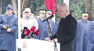 İstanbul- Çanakkale Şehitleri Edirnekapı Şehitliği'nde anıldı