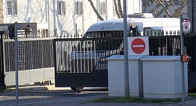 İstanbul- Esenyurt'ta eski eşi tarafından öldürülen kadının cenazesi Adli Tıp Kurumundan alındı