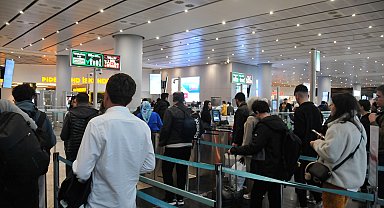 İstanbul - İstanbul ve Sabiha Gökçen Havalimanlarında bayram yoğunluğu