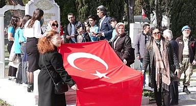 İstanbul - Şair Mehmet Akif Ersoy mezarı başında anıldı