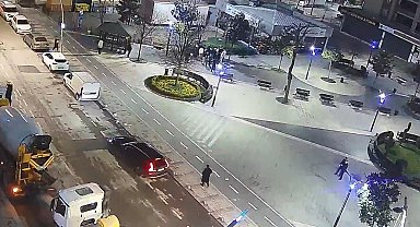 İstanbul - Sultangazi'de sopalı yumruklu kavga kamerada