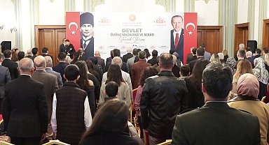 İstanbul - Vali Gül'den şehit aileleri ve gazilere Devlet Övünç Madalyası
