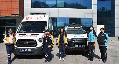 Kadın ambulans şoförleri ve acil tıp teknisyenleri hayat kurtarmak için yarışıyor
