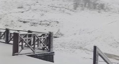 Karabük'ün yüksek kesimlerine kar yağdı