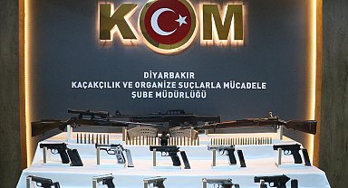 Kargo şirketi araçlarına özel bölümler yapıp, silah zulalamışlar; 17 gözaltı