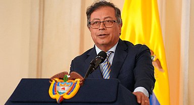 Kolombiya Cumhurbaşkanı Petro: Zelenskiy, Putin ile aracı olmadan konuşmalı