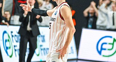 Manisa Basket'in Avrupa'da şansı sürüyor