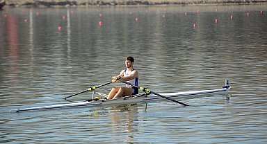 Meriç Nehri'nde Türkiye Büyükler Kürek Şampiyonası başladı