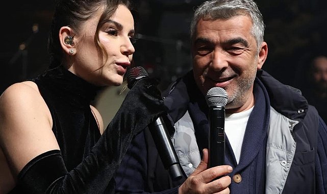 Milletvekili Alagöz, sahnede sesiyle beğeni topladı